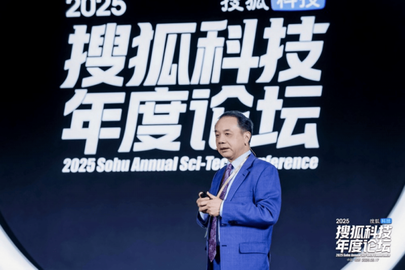 清明3天假小车走高速免费 河南高速交警送上“避堵宝典”