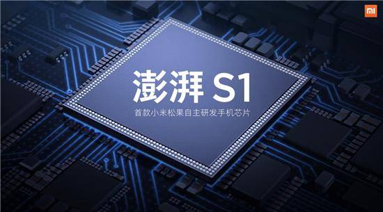 汽车贴挂卡通玩偶作用安 全洛阳交警大战“蜘蛛侠”
